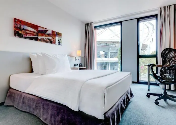 Hilton Garden Neckarpark Estugarda