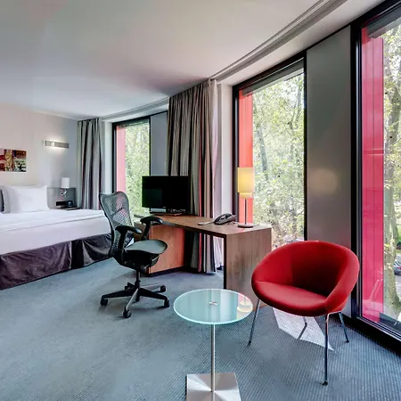 Hilton Garden Neckarpark Stoccarda
