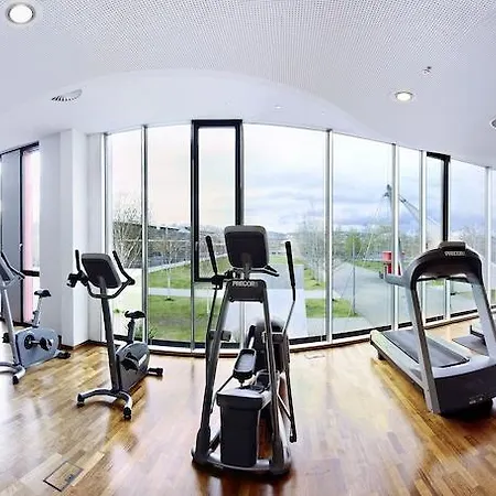 Hotel Hilton Garden Neckarpark Stuttgart