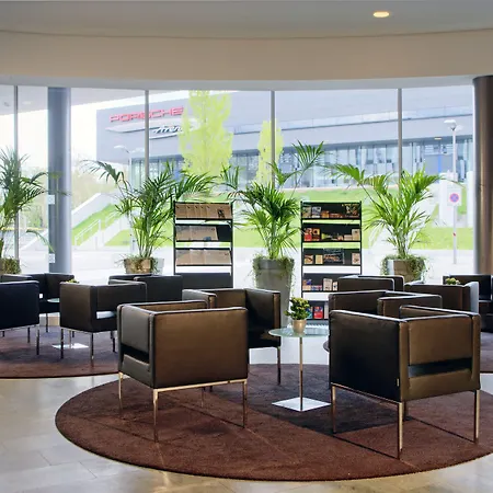 斯图加特希尔顿酒店耐卡公园店 酒店