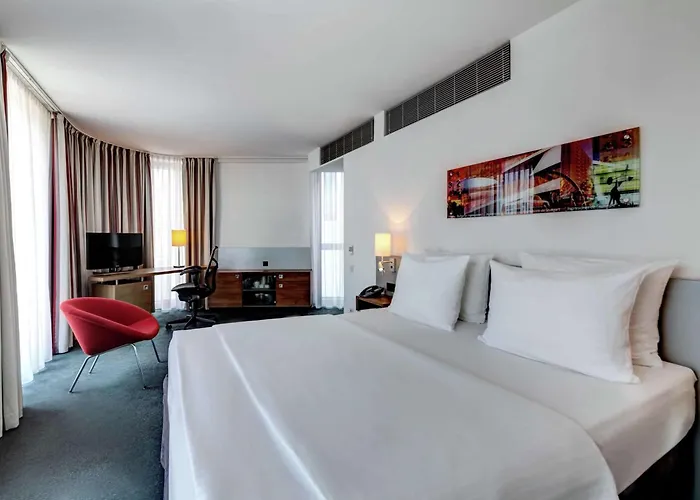 Hilton Garden Neckarpark 4* Stuttgart