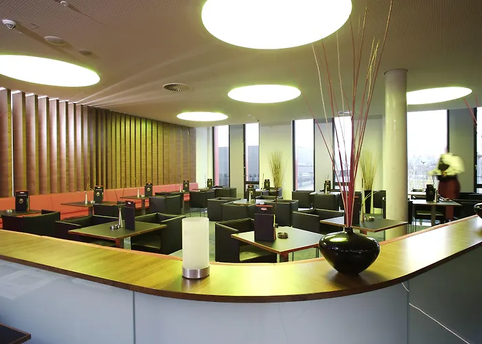 Hotel Hilton Garden Neckarpark 4*