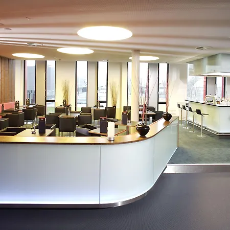 Hilton Garden Neckarpark Hotel